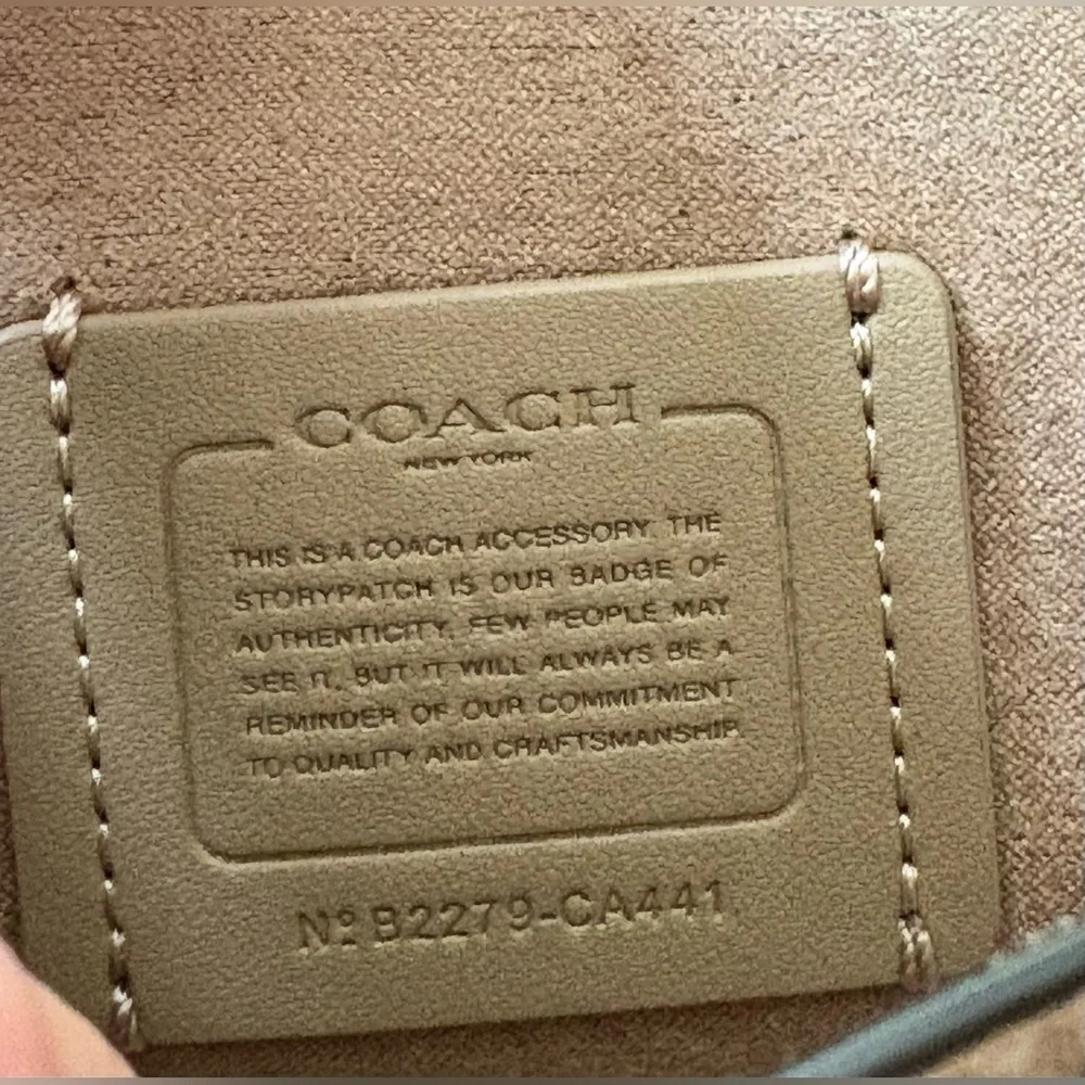 Coach Kleo Signature Canvas Leather Crossbody Bag Snakeskin Buckle NWOT